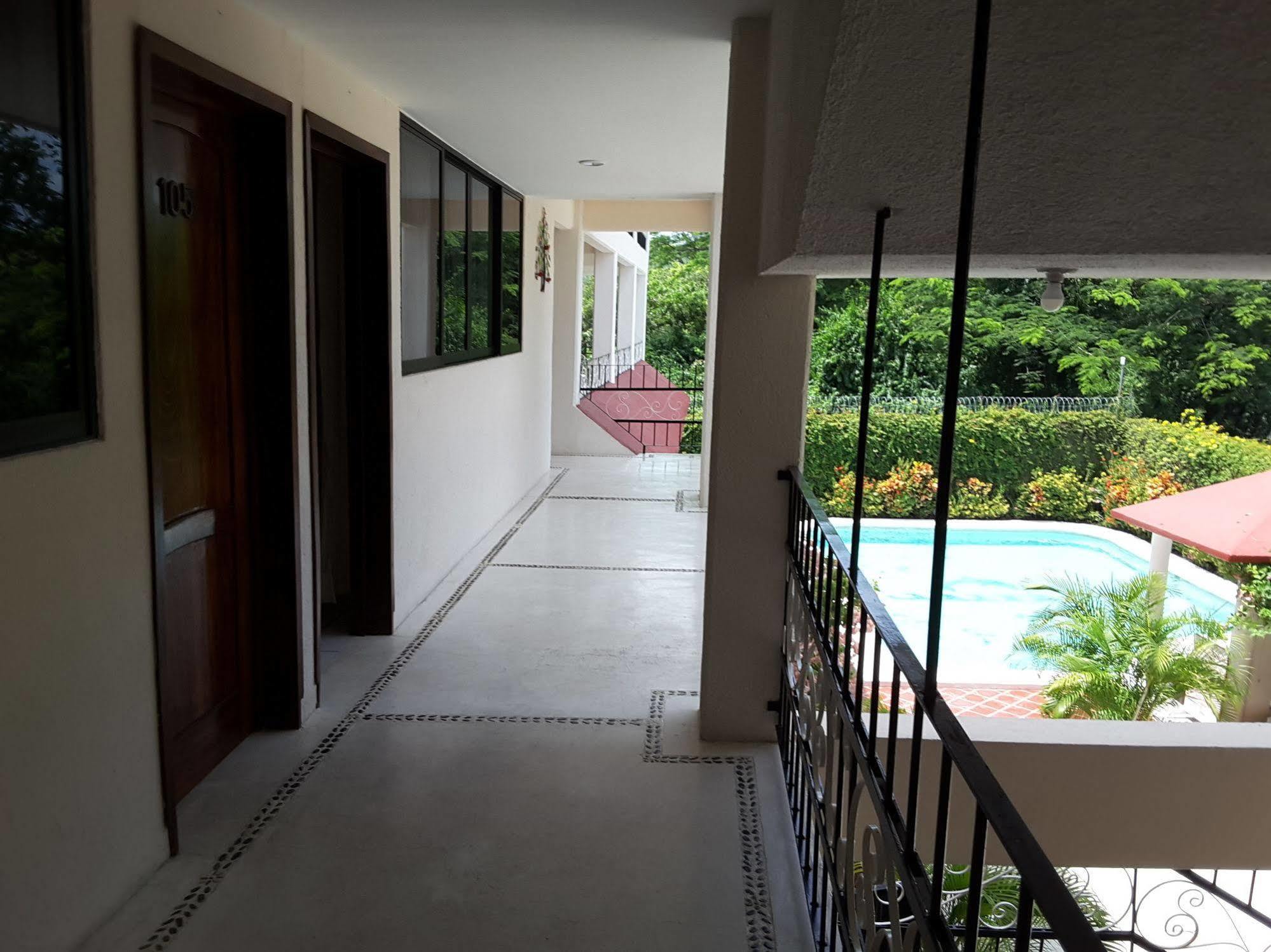 Отель Balcon Gueela Санта-Крус-Хуатулко Экстерьер фото